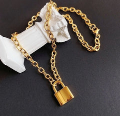 Ahyeon Gold Padlock Necklace