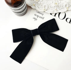 Jisoo Big Black Bow