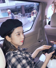 Jisoo Black Beret