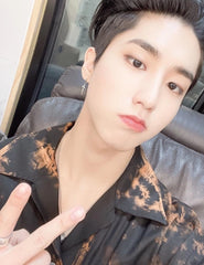 Jisung Pointed Cross Earring