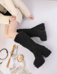 Ningning Fluffy Winter Boots