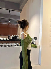 Sakura Hollow Cropped Sweater