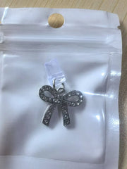 GlimmerBow™ Port Charm