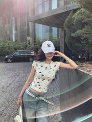 Rei White Puppy Print Fitted T-Shirt