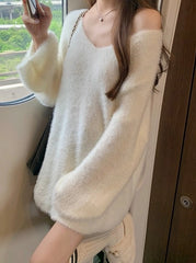 Chiquita Soft Knit V-Neck Sweater