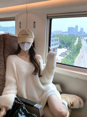 Chiquita Soft Knit V-Neck Sweater