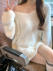 Chiquita Soft Knit V-Neck Sweater