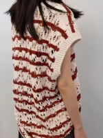 Jisung Red Striped Hollow Vest