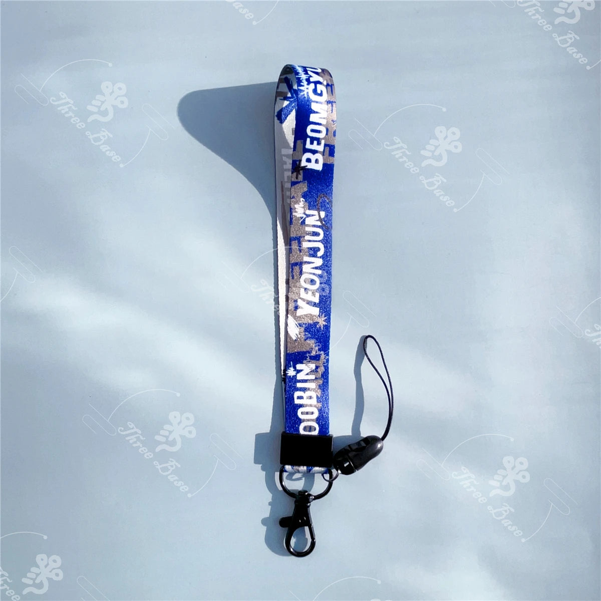 V Layover Luxe Lanyard