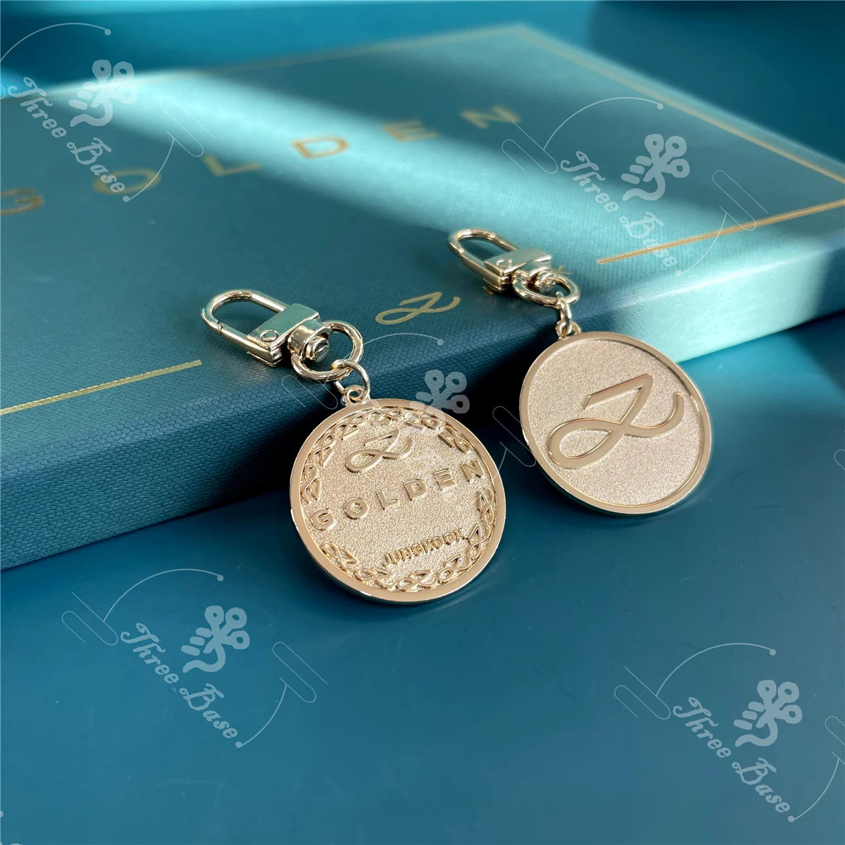 Golden SEVEN Luxe Keychain