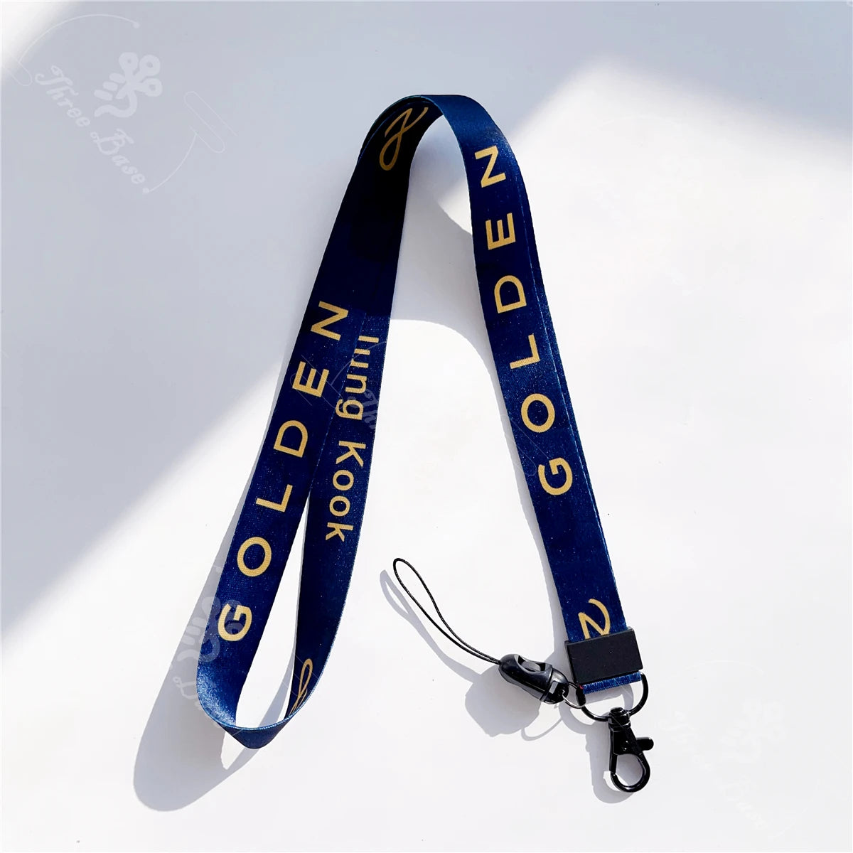 V Layover Luxe Lanyard