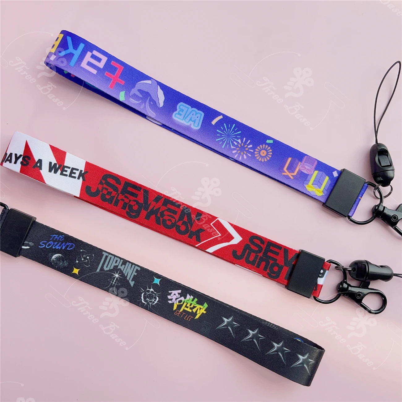 V Layover Luxe Lanyard