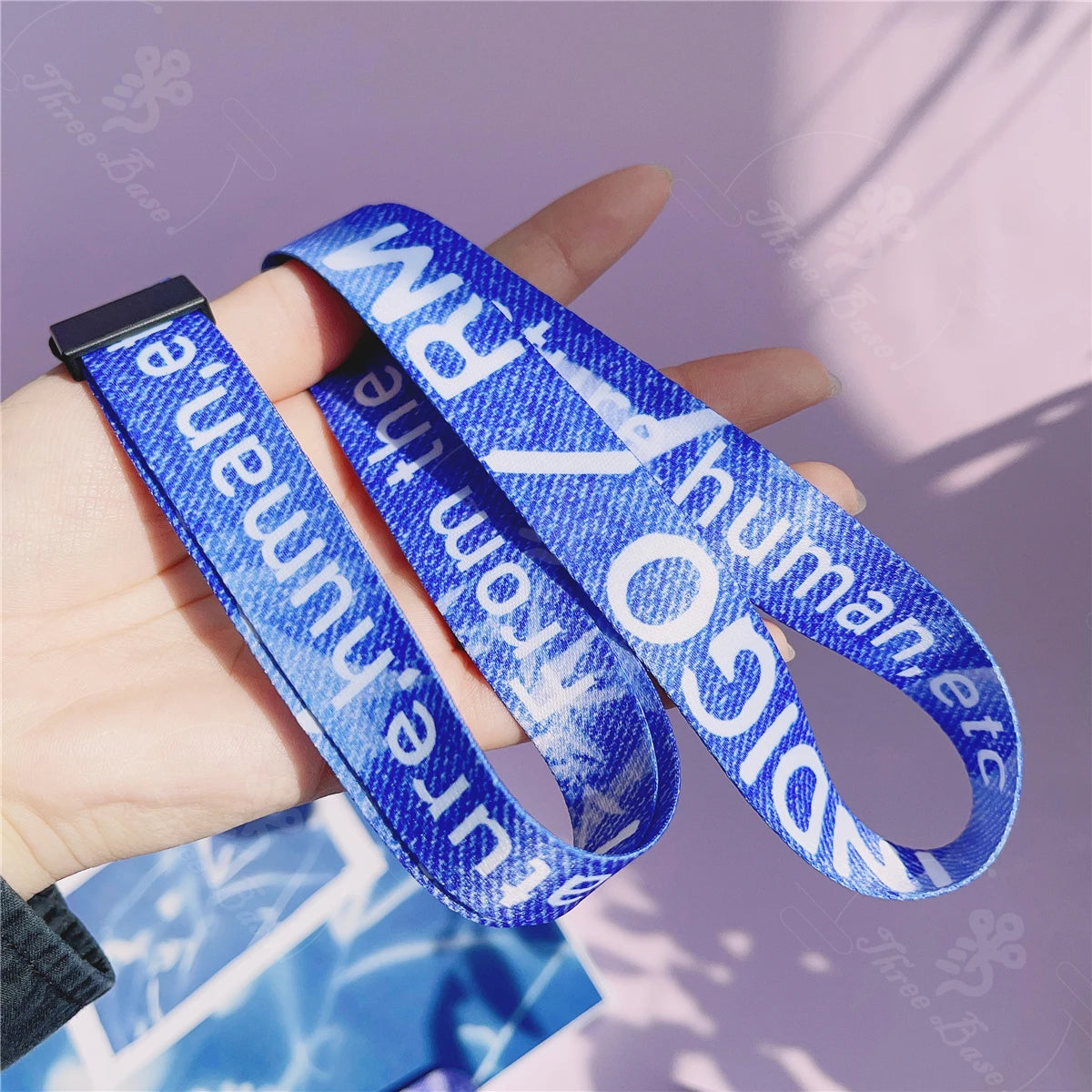 V Layover Luxe Lanyard