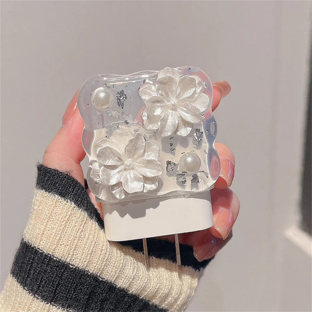 Kawaii Floral USB Cable Sleeve – 3D Epoxy White Flower Cover for iPhone 18W/20W Adapter Line
