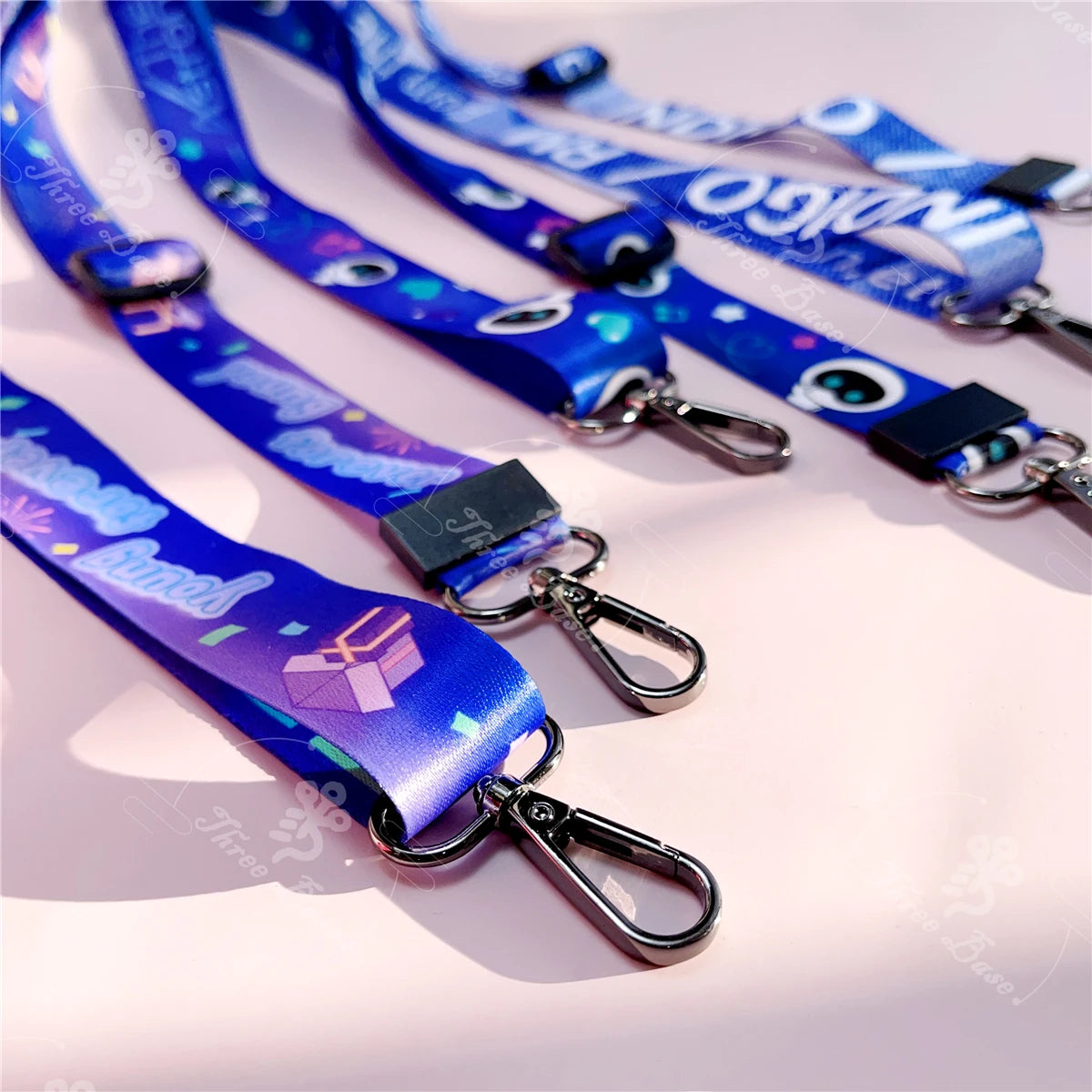 Golden Muse Phone Lanyard