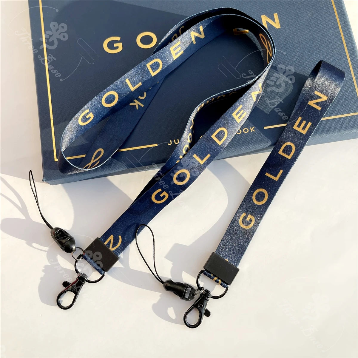 V Layover Signature Lanyard