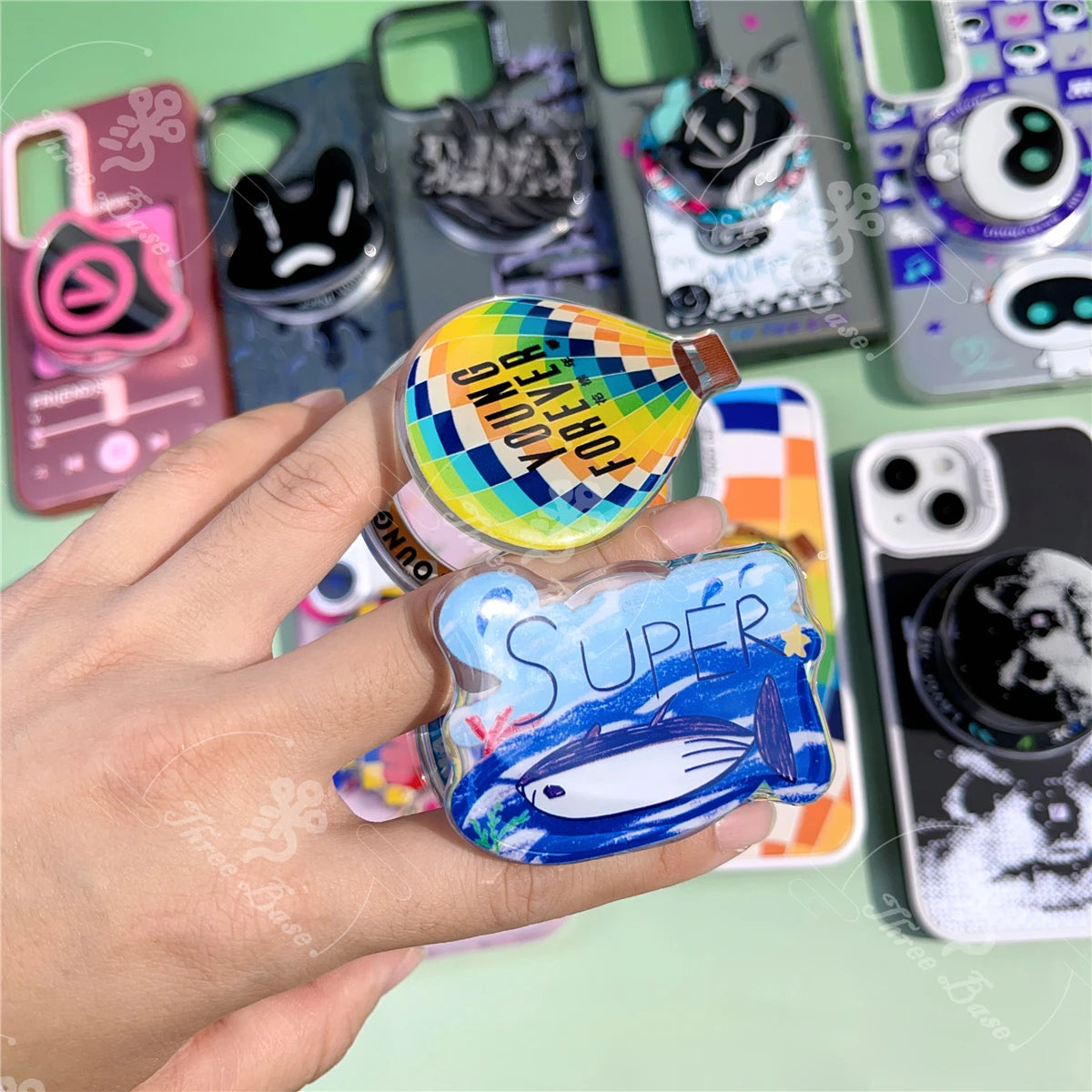 BoyWithLuv MagFold Stand