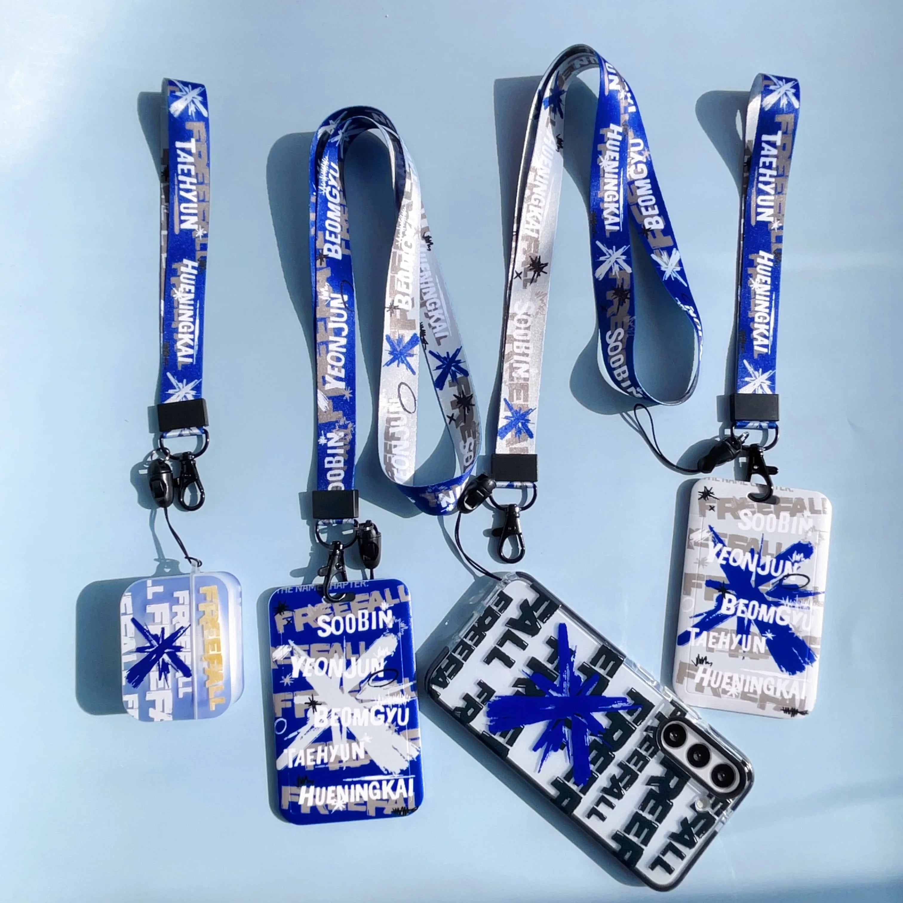 V Layover Luxe Lanyard