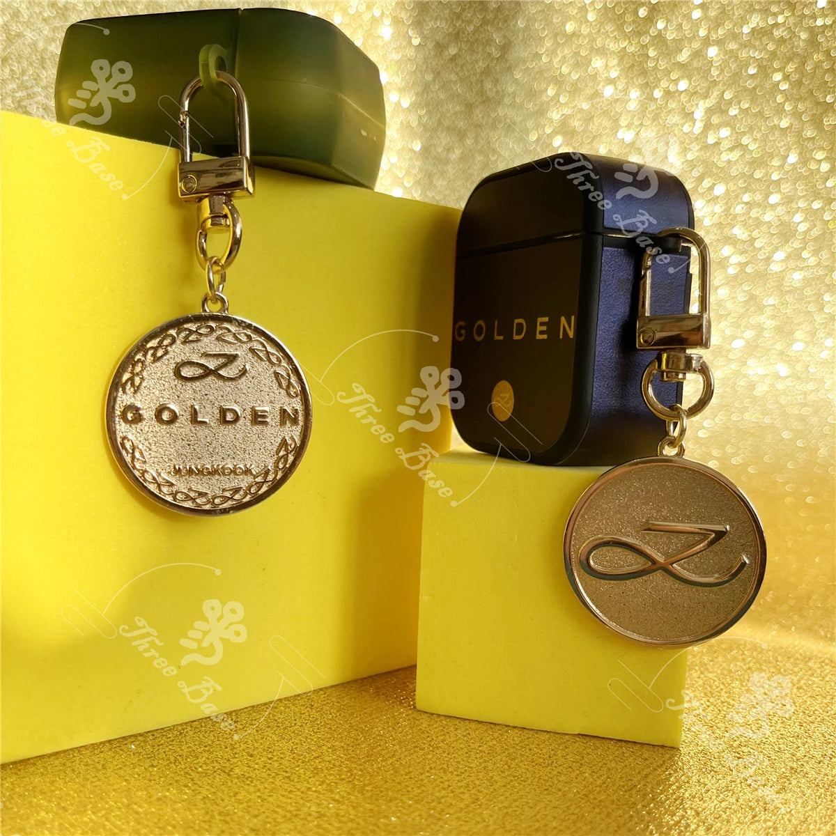 Golden SEVEN Luxe Keychain