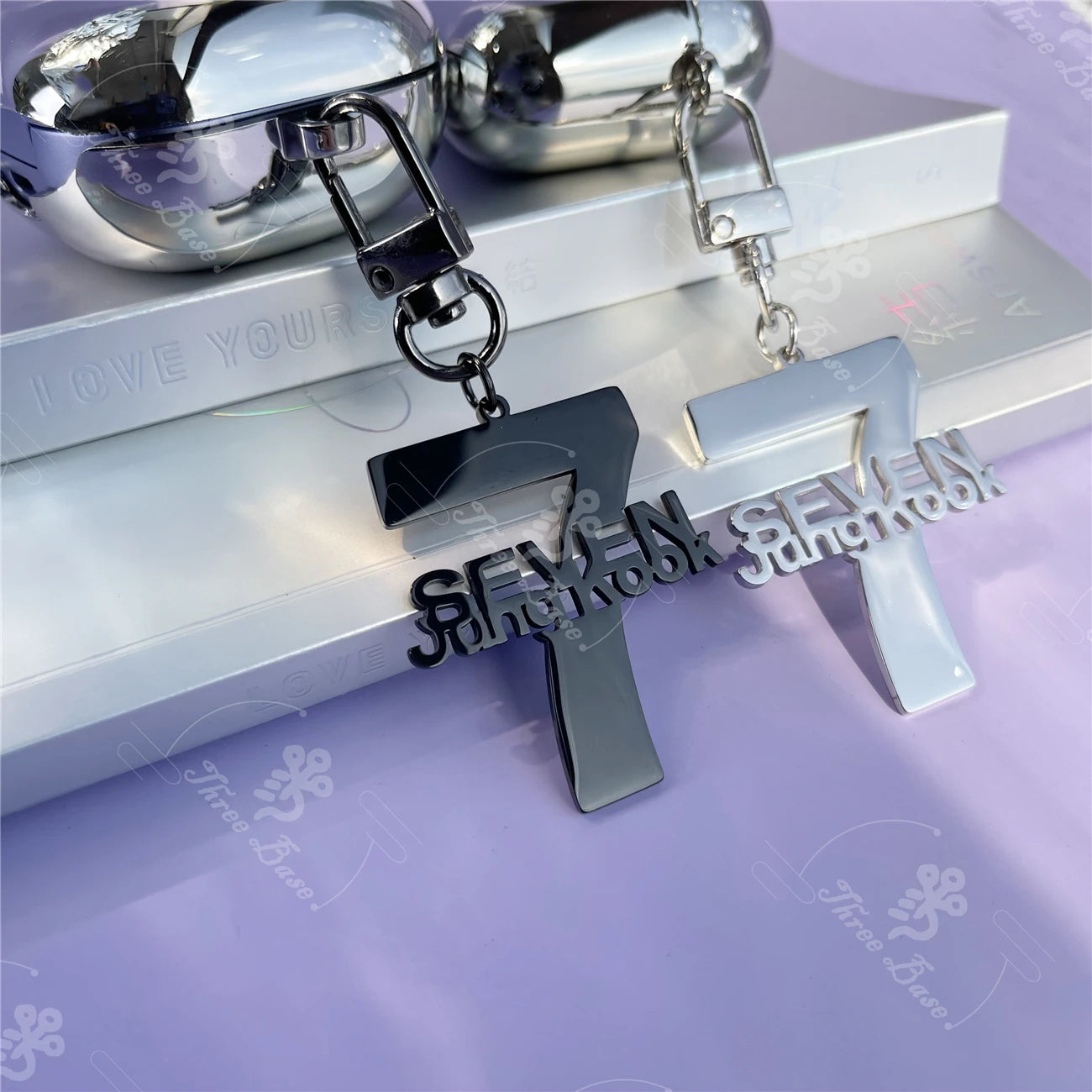 Golden SEVEN Luxe Keychain