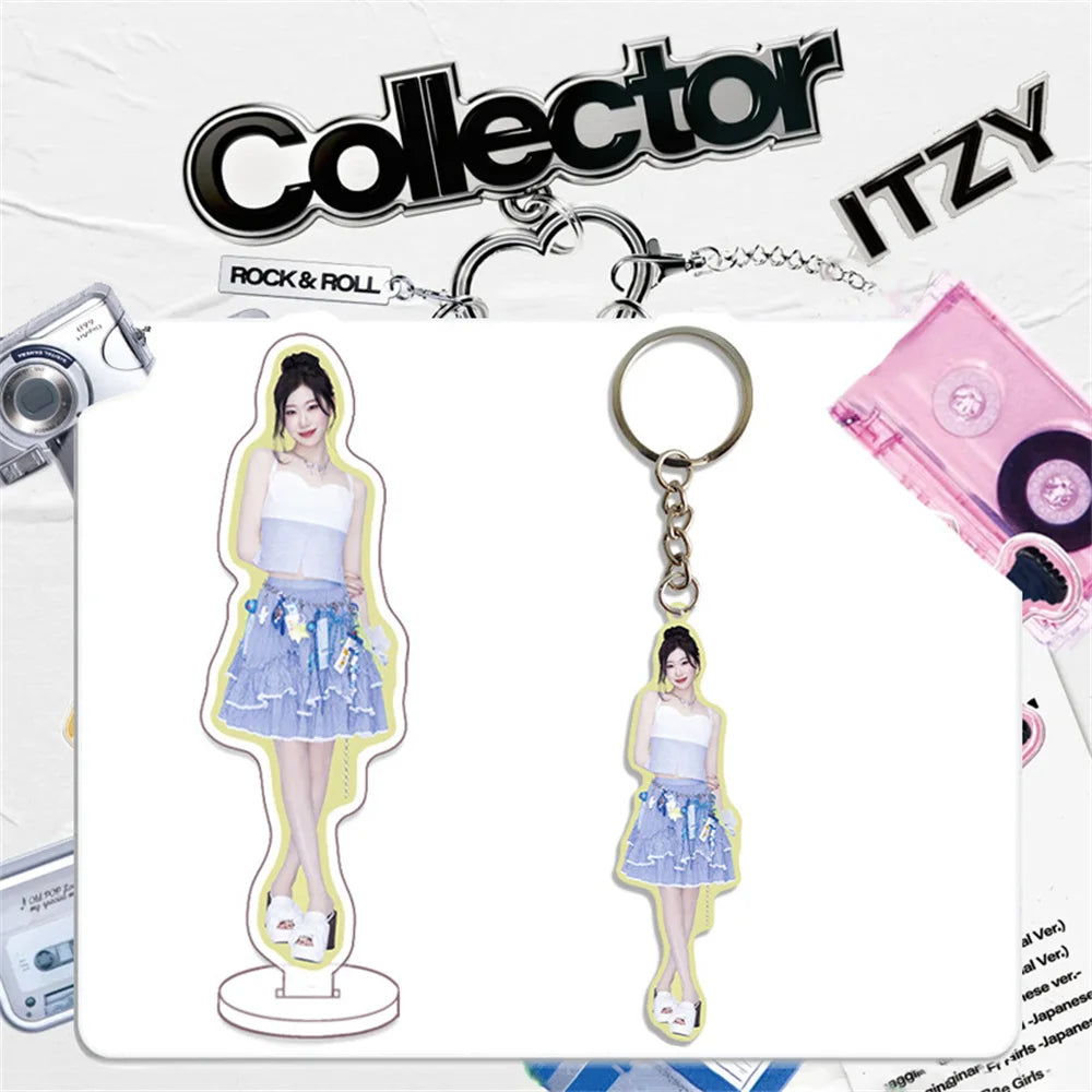 ITZY Collector 2-Piece Acrylic Stand Keychain Set