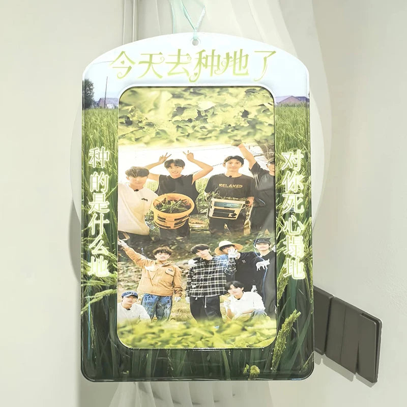 LumiHold™ K-Pop Card Case